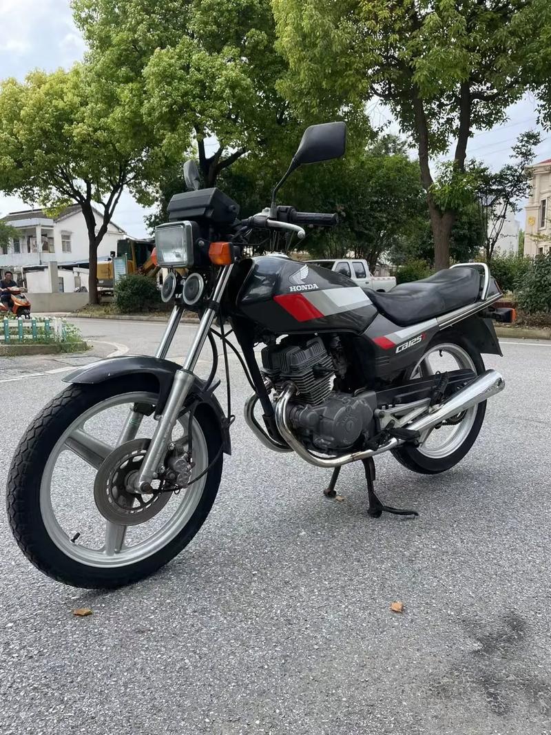 本田90摩托车原装进口 本田王摩托车双缸125 原装进口