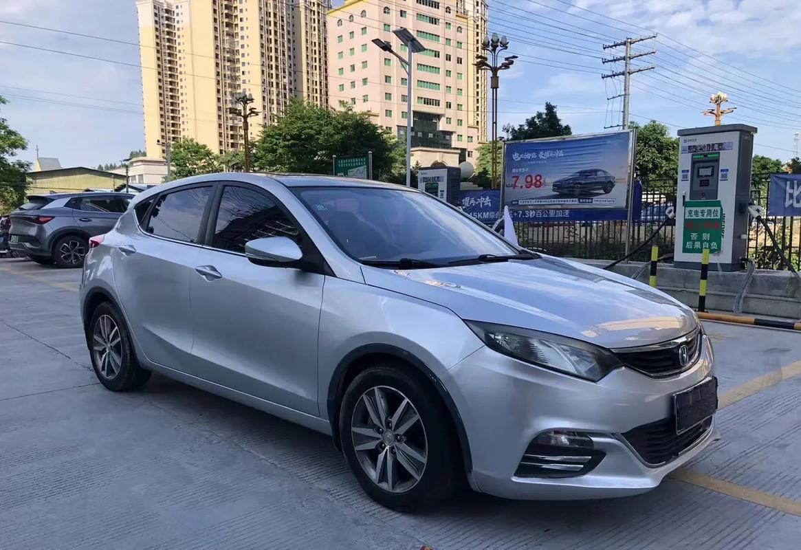 逸动xt2015款／长安逸动xt2015款